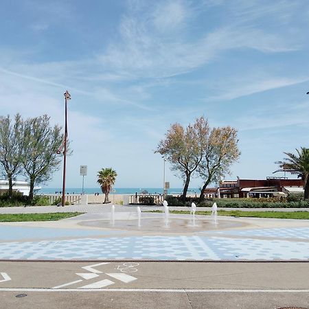 Apartmán La Casa Al Mare Rimini Exteriér fotografie